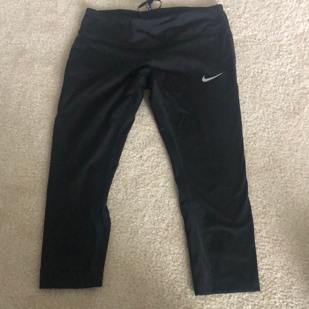 Nike crops